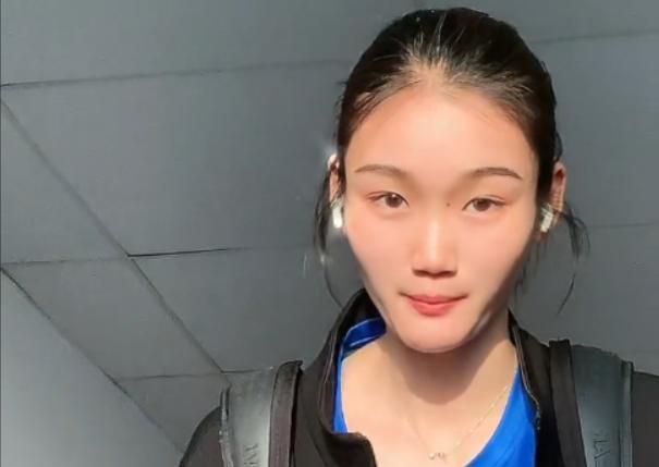 德天空表示，鲍姆加特将和科隆分道扬镳。